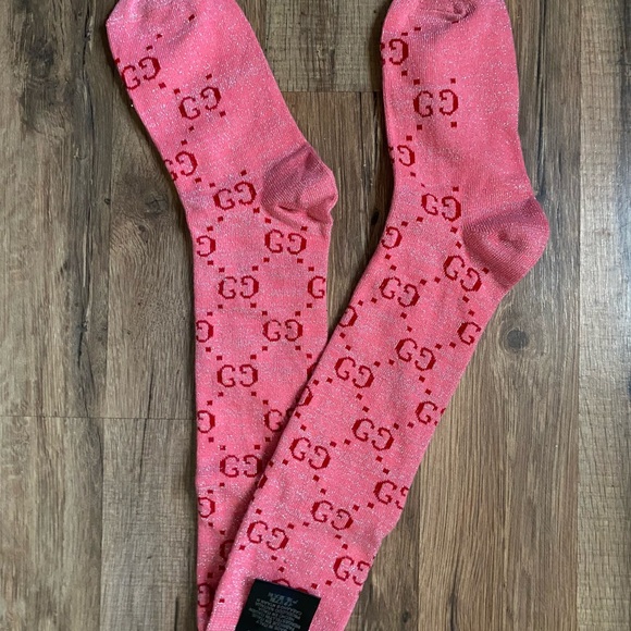 Gucci Chic Pink Patterned Socks COMES WITH BOX - Picture 2 of 8